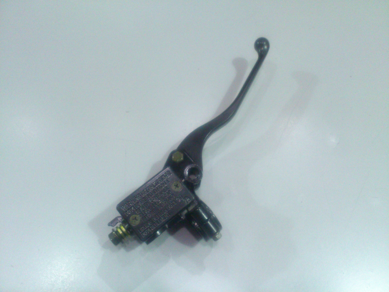 Bomba de Freno Derecha Vento Crossmax 200 - Crossmax 150 - Crossmax 250 Pro - Crossmax 250 - Soporte Espejo 10mm
