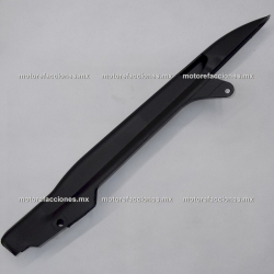 Guarda / Cubre Cadena Italika FT125 - (negro mate)